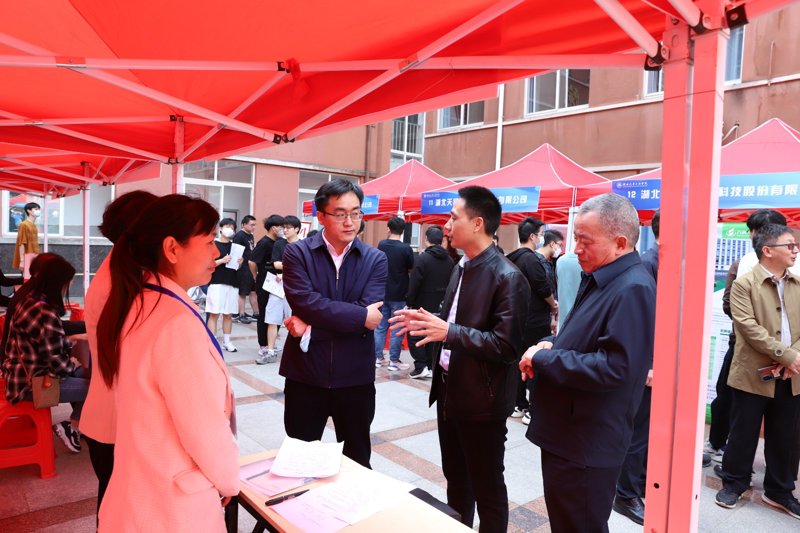 十堰人才热线电话，助你快速找到工作机会！